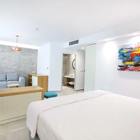 Senso Nea Peramos Hotel 4*