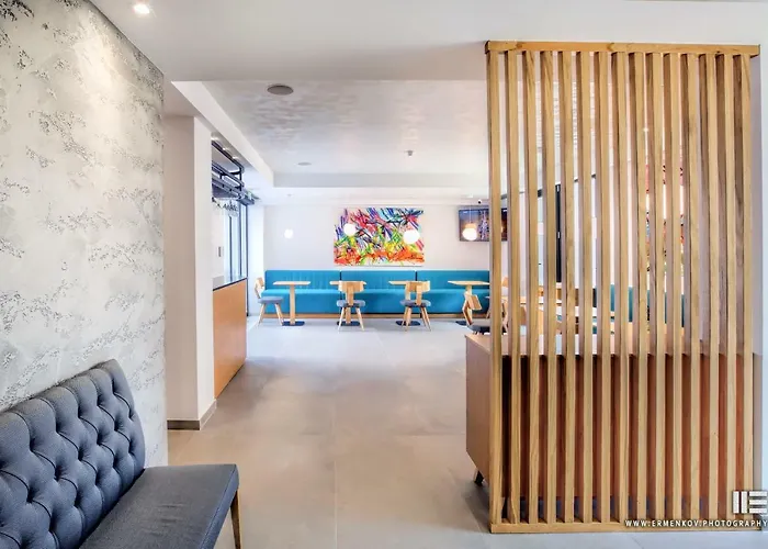 Senso Hotel Néa Péramos